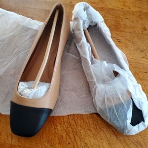 Two tone ballet flats